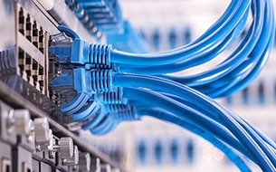 Cablage-informatique-cuivre-fibre-optique-et-telecom_2